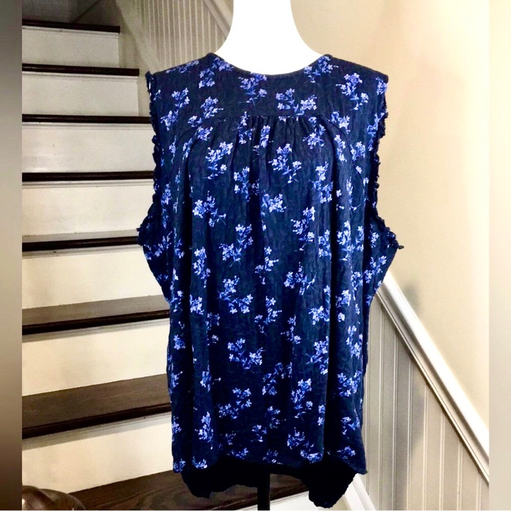 LUCKY BRAND Navy & Periwinkle Floral Sleeveless Flutter Sleeve Blouse Sz 3XL